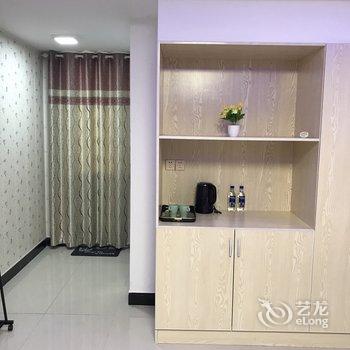 上海陆恒复式酒店提供图片