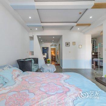 重庆渝游之家公寓(凯旋路电梯下口分店)酒店提供图片