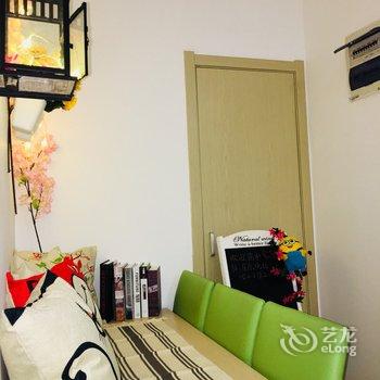 上海上海罗夏峰酒店式公寓(申江路店)酒店提供图片