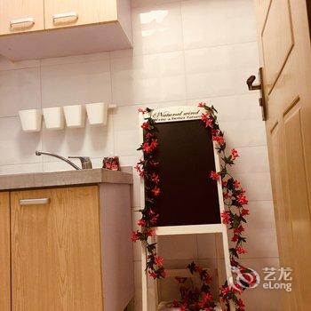 上海上海罗夏峰酒店式公寓(申江路店)酒店提供图片
