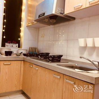 上海上海罗夏峰酒店式公寓(申江路店)酒店提供图片