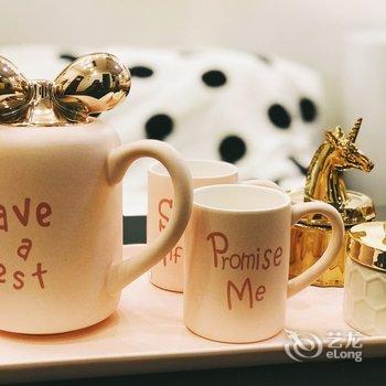 重庆解放碑边边大脑壳的窝公寓(五四路分店)酒店提供图片