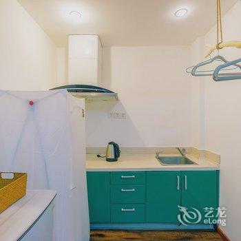 重庆解放碑边边大脑壳的窝公寓(五四路分店)酒店提供图片