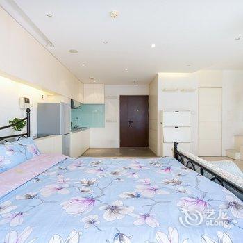 北京卖火柴的老太太公寓(辅路分店)酒店提供图片