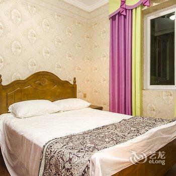 重庆林子余特色民宿(松牌路分店)酒店提供图片