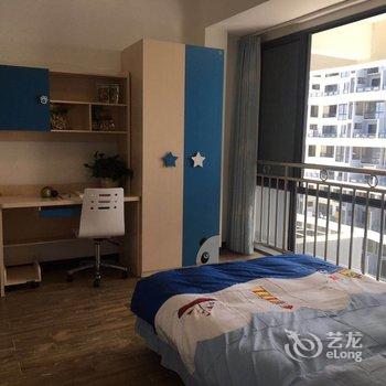 东方菊水轩第一个家普通公寓(海东方分店)酒店提供图片