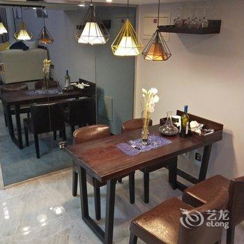 北京情侣loft复式(良园二路店)酒店提供图片