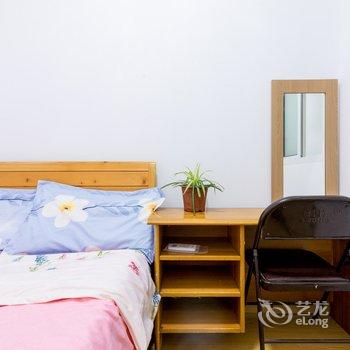 上海三亚梦之滩公寓(华丰路店)酒店提供图片