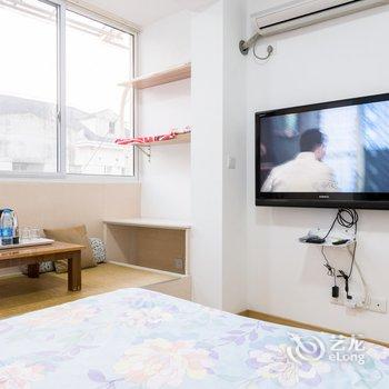 上海三亚梦之滩公寓(华丰路店)酒店提供图片