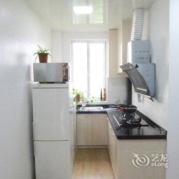 上海三亚梦之滩公寓(华丰路店)酒店提供图片