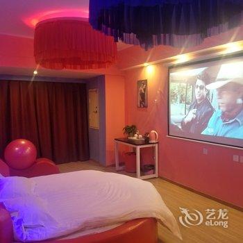 青岛漫生活电影主题公寓酒店提供图片