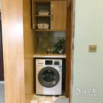 兰州染香拂心·雀悦居(小木屋)普通公寓酒店提供图片