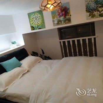 上海月光之家复式酒店提供图片
