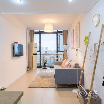 重庆不远民宿(鲤鱼池路分店)酒店提供图片