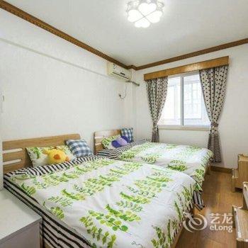 珠海温暖家玫瑰人生家庭品质民宿(乐园路分店)酒店提供图片