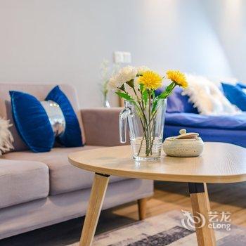 成都柒月成都公寓(文武路东分店)酒店提供图片