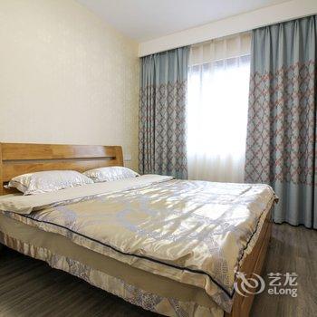 成都城南豪华江景房公寓酒店提供图片