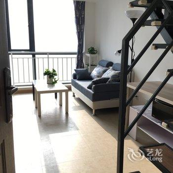 成都成都淡淡的咖啡复式(杉板桥路十里店路口店)酒店提供图片