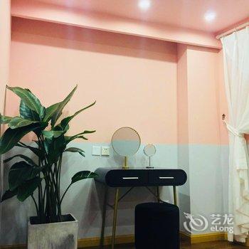 重庆杨旭旭普通公寓酒店提供图片