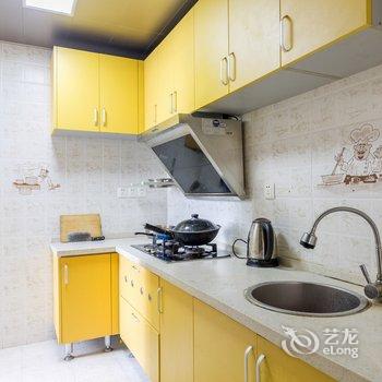 重庆二月之初特色民宿(刘家台路分店)酒店提供图片