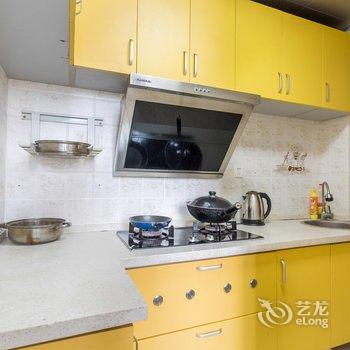重庆二月之初特色民宿(刘家台路分店)酒店提供图片