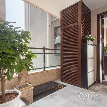 重庆星汇雁宿特色民宿(北城天街分店)酒店提供图片
