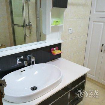 上海滴水湖悠悠庭院民宿(古棕路店)酒店提供图片