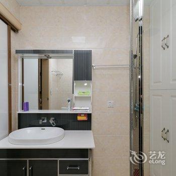 上海滴水湖悠悠庭院民宿(古棕路店)酒店提供图片