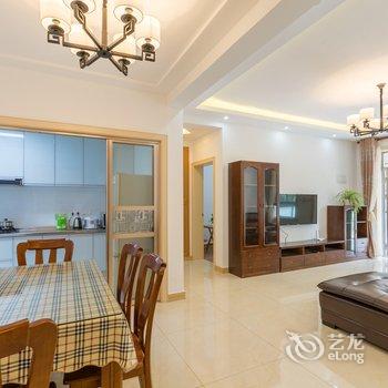 上海滴水湖悠悠庭院民宿(古棕路店)酒店提供图片