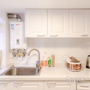 上海上海栖宿上海中心店(愚园路店)酒店提供图片