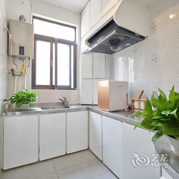 上海上海懒悠悠精品民宿(高安路店)酒店提供图片