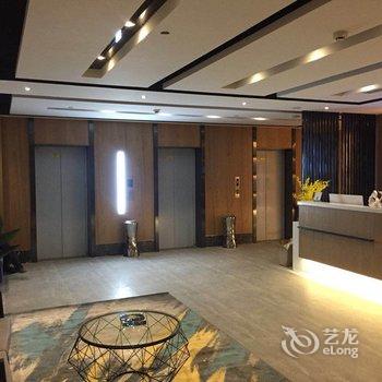 西宁天鹅恋mhotel火车站店酒店提供图片