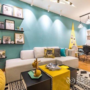 广州白玛嗡加普通公寓(南岸路店)酒店提供图片