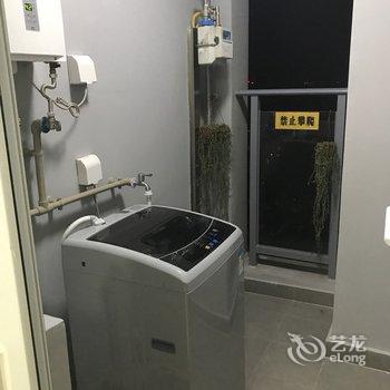 重庆三只小猪欢乐民宿酒店提供图片