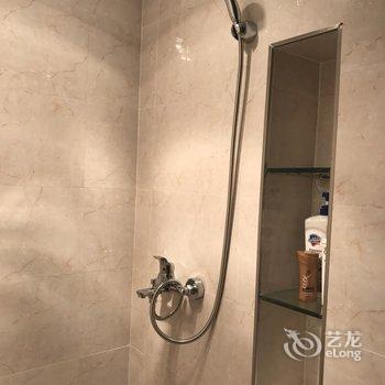 重庆三只小猪欢乐民宿酒店提供图片