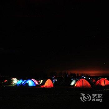 敦煌沙哩哇国际沙漠露营基地酒店提供图片