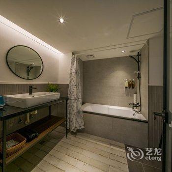 高雄碧港良居酒店提供图片