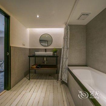 高雄碧港良居酒店提供图片