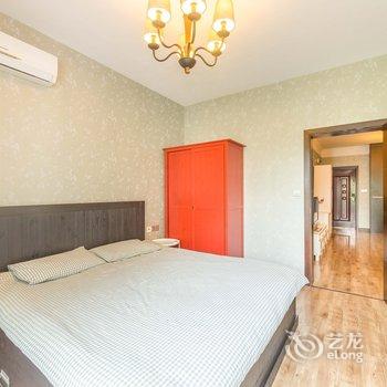 重庆在37楼俯瞰渝中半岛城市天际线江景两房普通公寓酒店提供图片