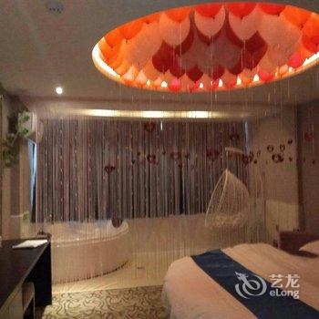 雷克泰主题精品酒店(霍山县医院店)酒店提供图片