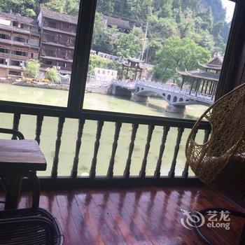 凤凰考拉小屋酒店提供图片