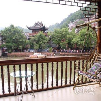 凤凰吊脚楼客栈酒店提供图片