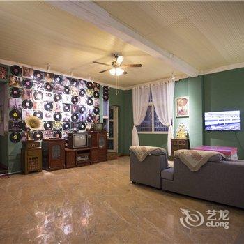 凤凰兄弟人家吊脚楼客栈(旗舰店)酒店提供图片