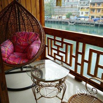 凤凰清波楼客栈酒店提供图片