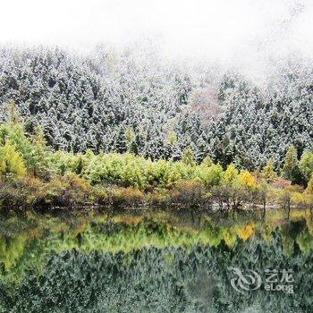 毕棚沟红叶山庄酒店提供图片