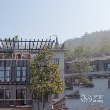 长兴半山问花主题文化民宿酒店提供图片