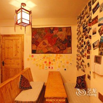 康定胖扎西藏式特色客栈酒店提供图片