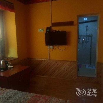 色达藏家文化民居酒店提供图片