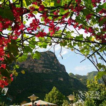 涞水鑫丰大酒店野三坡度假村酒店提供图片