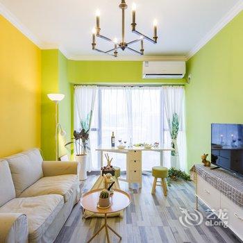 重庆麒寓民宿(人民路150号院分店)酒店提供图片